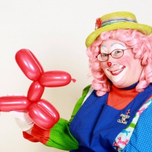 Balloon Artist Shades the Clown