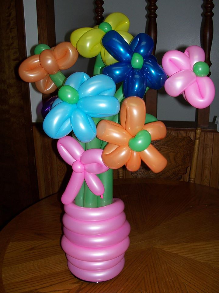 Gallery photo 1 of Kathy's Kreations Balloon Art