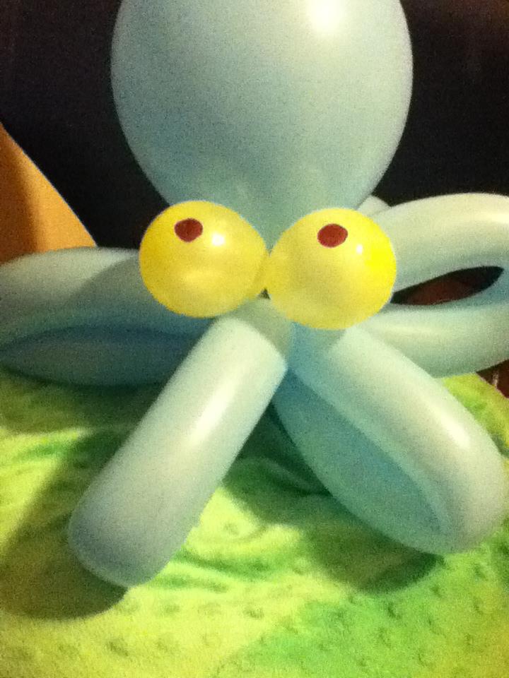 Gallery photo 2 of Balloon Twisting