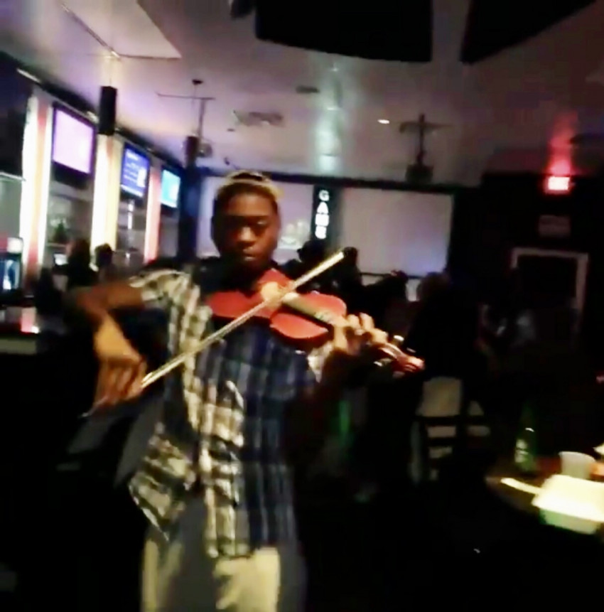 Hire Bankhead Violinist Violinist in Atlanta,