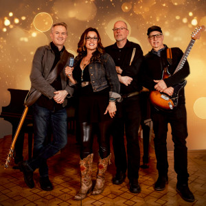 BB & the Honey - Cover Band / Corporate Event Entertainment in Fox Lake, Illinois