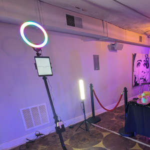 Beam Photos and Production - Photo Booths / Family Entertainment in Florissant, Missouri