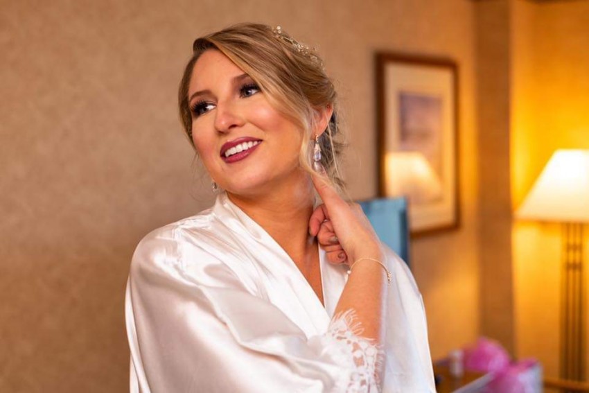 Hire Beauty By Emily Makeup Artist in Omaha, Nebraska