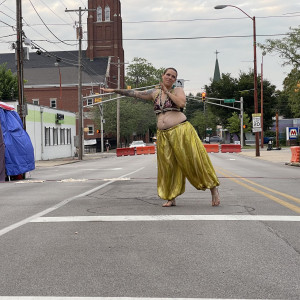 Bellydance Becca