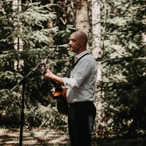 Ben Bernard - Singing Guitarist in Redmond, Oregon