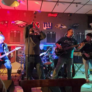 Blackwire - Cover Band / Rock Band in Welland, Ontario