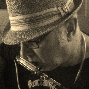 Bob Dorsey Hunt - Singing Guitarist in Kingsport, Tennessee