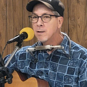 Bob Norris Songwriter - Singer/Songwriter / Singing Guitarist in Lawrence, Kansas