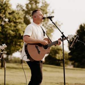 Brady Steinour - Praise & Worship Leader / Christian Band in Shippensburg, Pennsylvania