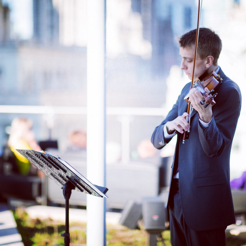 Hire Brian Ostrega, Violinist Violinist in Chicago, Illinois