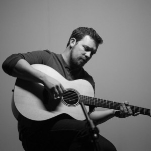 Brian Sutherland - Singing Guitarist in Spring, Texas