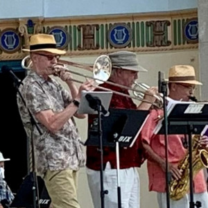 Brick Street Ramblers - Jazz Band / Wedding Musicians in Iowa City, Iowa