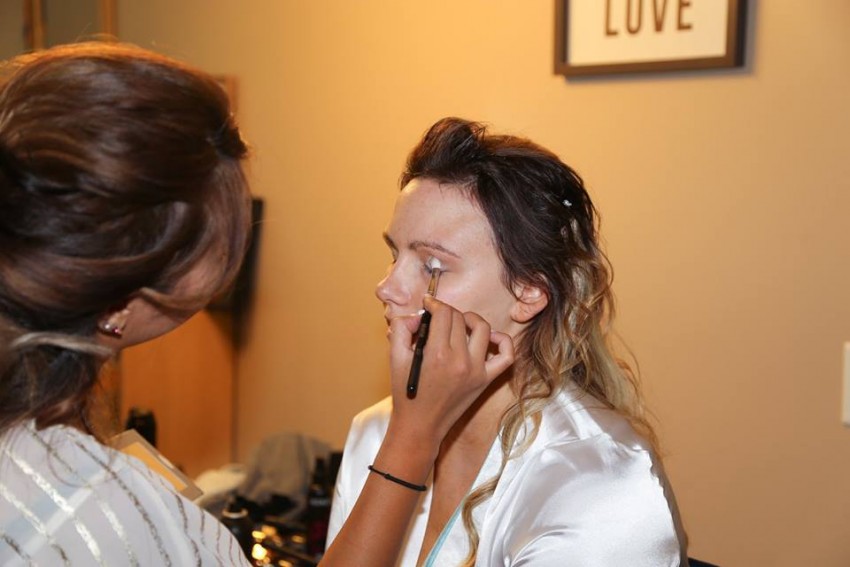 Hire Bridal Hair Design and Makeup Hair Stylist in St Paul, Minnesota