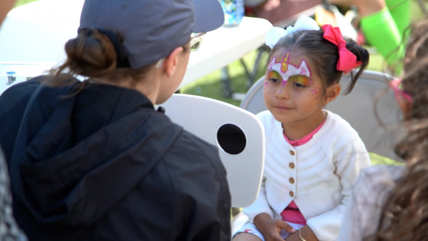 Gallery photo 1 of Bright Brush Face Painting