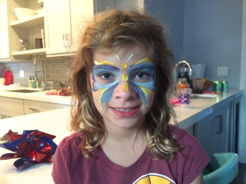 Gallery photo 1 of Bright face painting