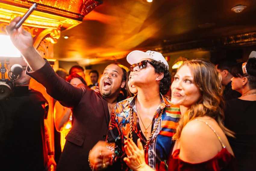 Hire Johnny Rico as Bruno Mars - Look-Alike in Los Angeles, California
