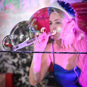 Alluring Bubble Show - Bubble Entertainment in Austin, Texas