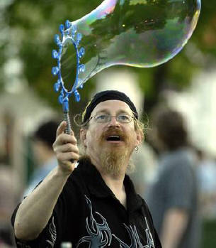 Gallery photo 1 of Professor Bubblemaker's Eclectic Entertainments