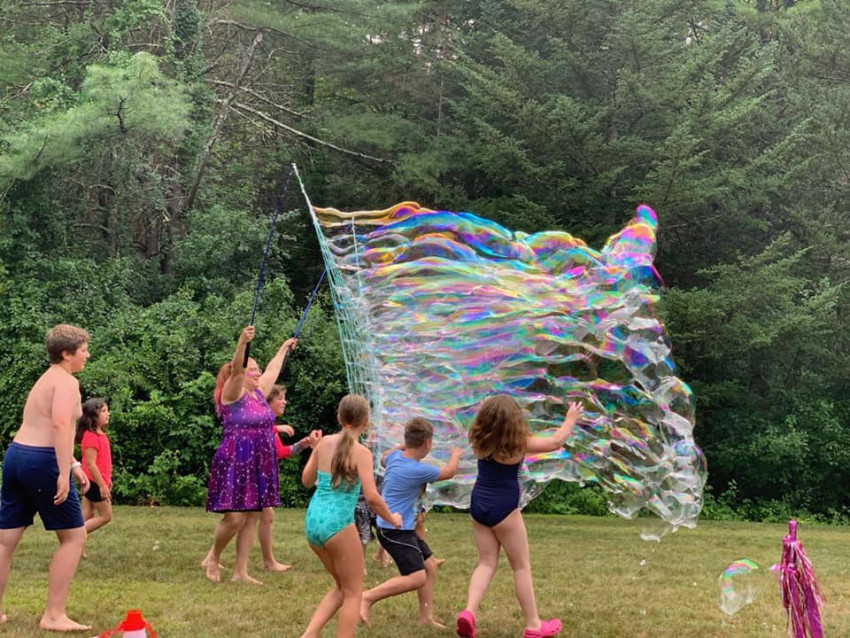 Hire Bubbles McGee Bubble Entertainment in Boston, Massachusetts