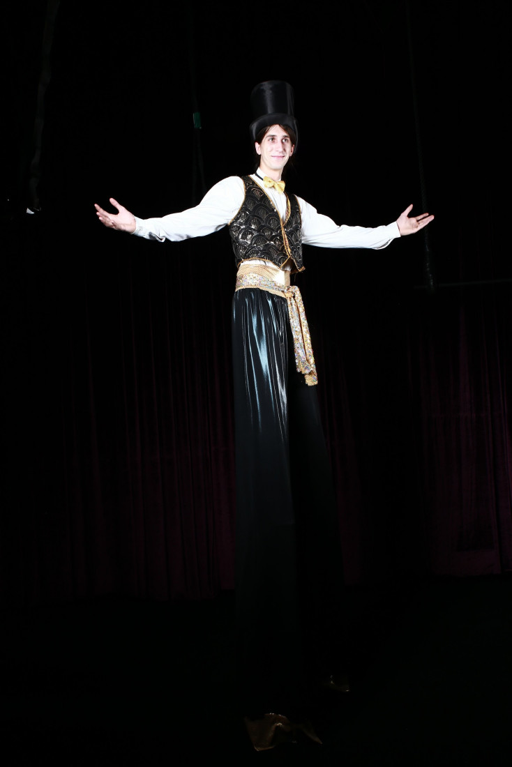 Hire Bucks Imperial Circus/Bucks Sports Barn Circus Entertainment in