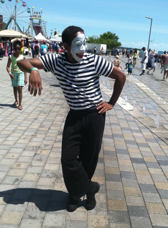 Gallery photo 1 of Buddah the Mime