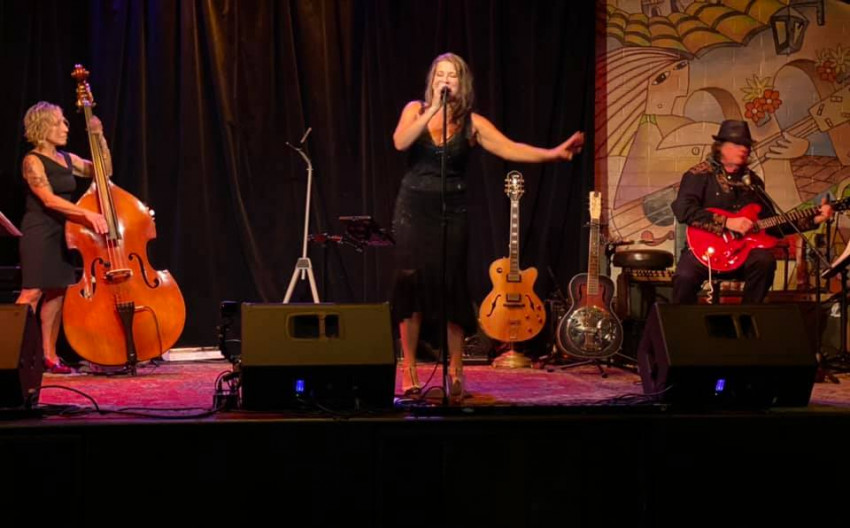 Hire Buffalo Blues Trio Blues Band in Santa Cruz, California