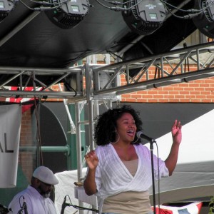 C Lynn Regal - R&B Vocalist / Soul Singer in Toledo, Ohio