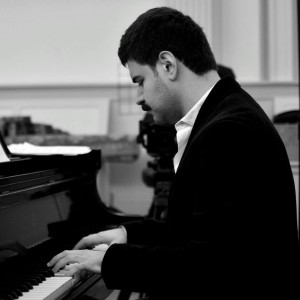 Cagdas Donmezer - Classical Pianist in Van Nuys, California