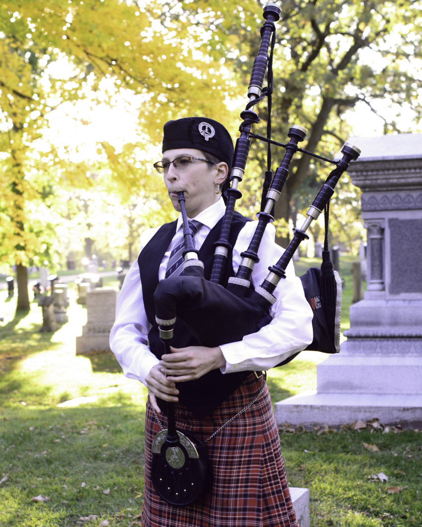 Hire Call of the Loon Bagpiping - Bagpiper in St Paul, Minnesota