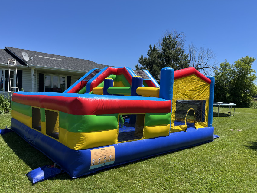 Gallery photo 1 of Cambridge Bouncy Castles