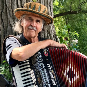 Captain Squeeze and the Zydeco Moshers - World Music in New Orleans, Louisiana