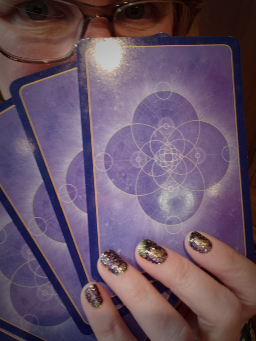 Gallery photo 1 of Card / Palm Readings