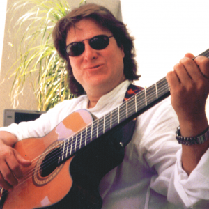 Carl Ross - Singing Guitarist in Palm Desert, California