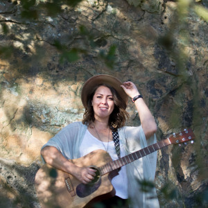Carly Escoto - Singing Guitarist in Santa Monica, California