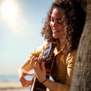 La Caro - Guitarist / Spanish Entertainment in Los Angeles, California