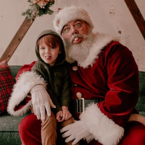 Carobama Santa - Santa Claus / Holiday Entertainment in Jacksonville, Alabama