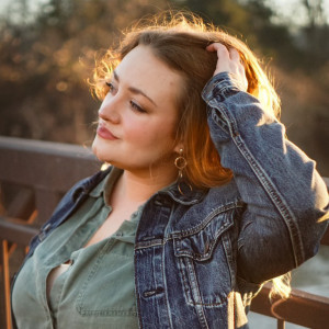 Cassidy Dickens - Singing Guitarist in Clear Creek, West Virginia