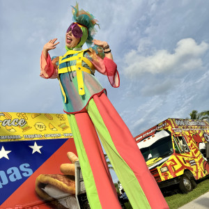 Cayla McDonald - Stilt Walker / Street Performer in Fort Lauderdale, Florida