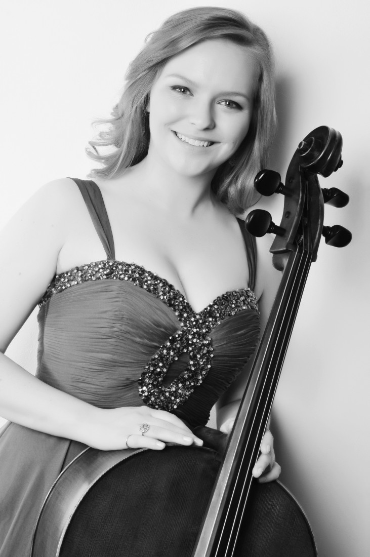 Gallery photo 1 of Ontario Cellist