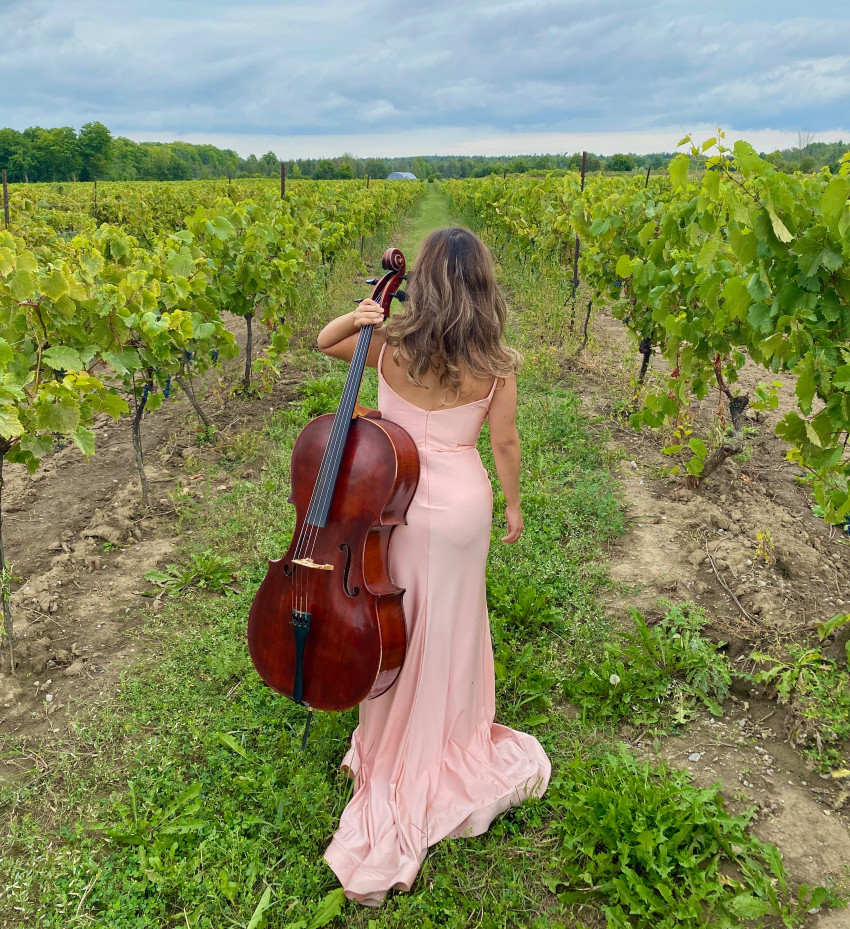 Hire Cello Player/String Ensemble Cellist in Toronto, Ontario