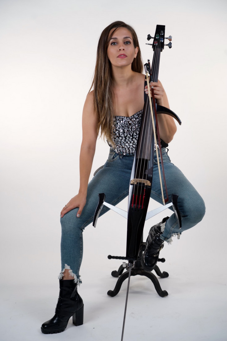 Hire Cello Player/String Ensemble Cellist in Toronto, Ontario