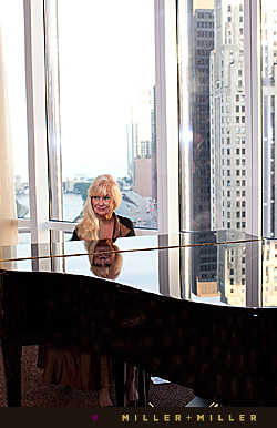 Meet Kathie Nicolet, Chicago Pianist - Voyage Chicago