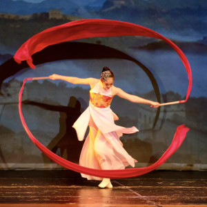 Chinese Traditional Dance - Dancer in Seattle, Washington