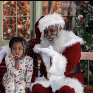 Chocolate Santa 🎅🏾 - Santa Claus in Philadelphia, Pennsylvania
