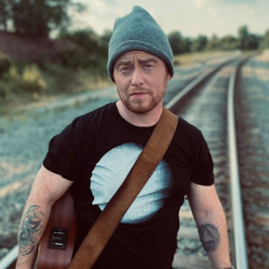 Chris Cole - Singing Guitarist / Singer/Songwriter in Burlington, North Carolina