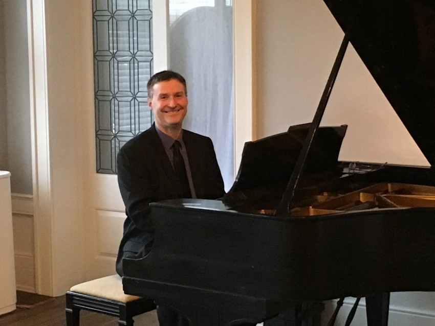 Hire Chris Ott - Pianist - Pianist in Fairport, New York