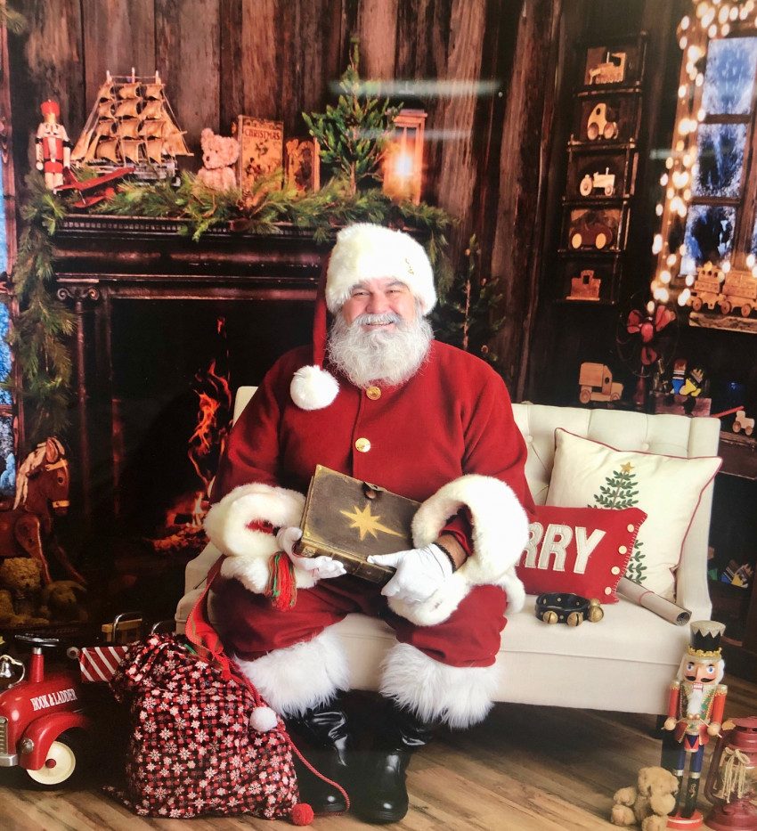 Hire Christmas City Santa Santa Claus in Bethlehem, Pennsylvania