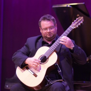 Christopher Gotzen-Berg - Classical Guitarist in East Northport, New York