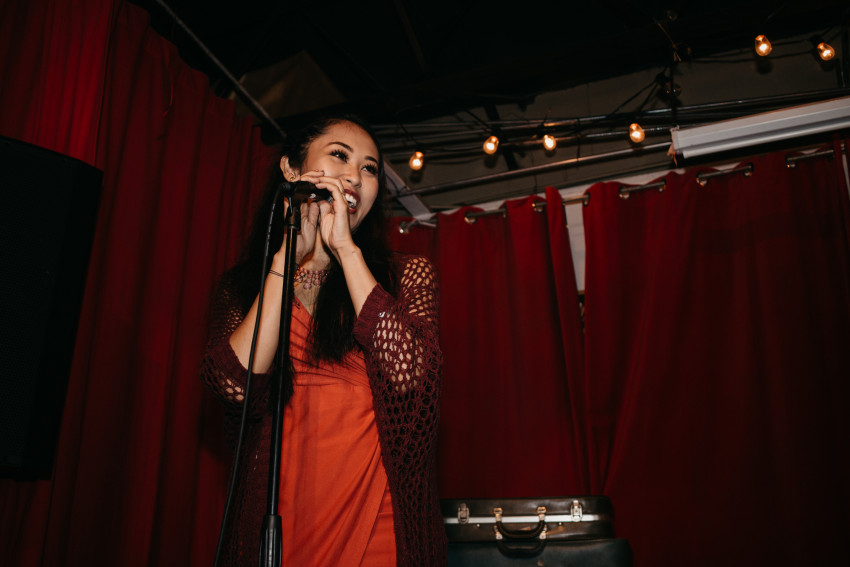 Hire Ciara de Leon - Singer/Pianist - Singing Pianist in Orlando, Florida