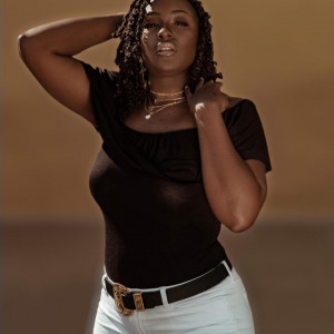 Cienna Alida - R&B Vocalist in Tampa, Florida